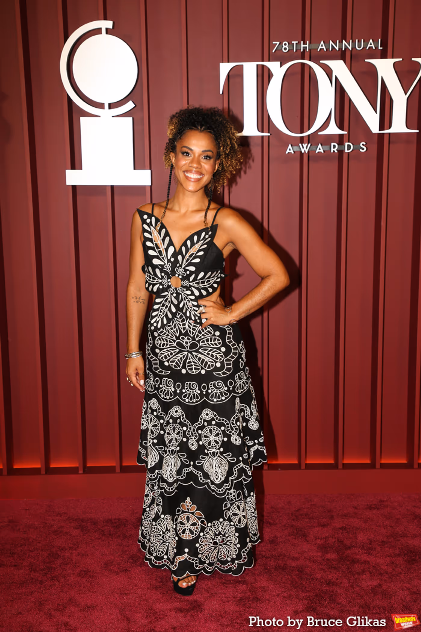 Photos: 2025 Tony Awards- Stars Walk the Red Carpet  Image