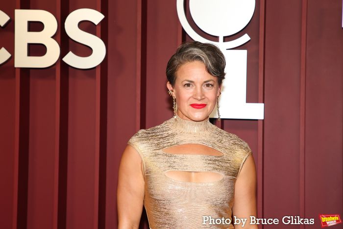 Photos: 2025 Tony Awards- Stars Walk the Red Carpet — photo 352 of 504