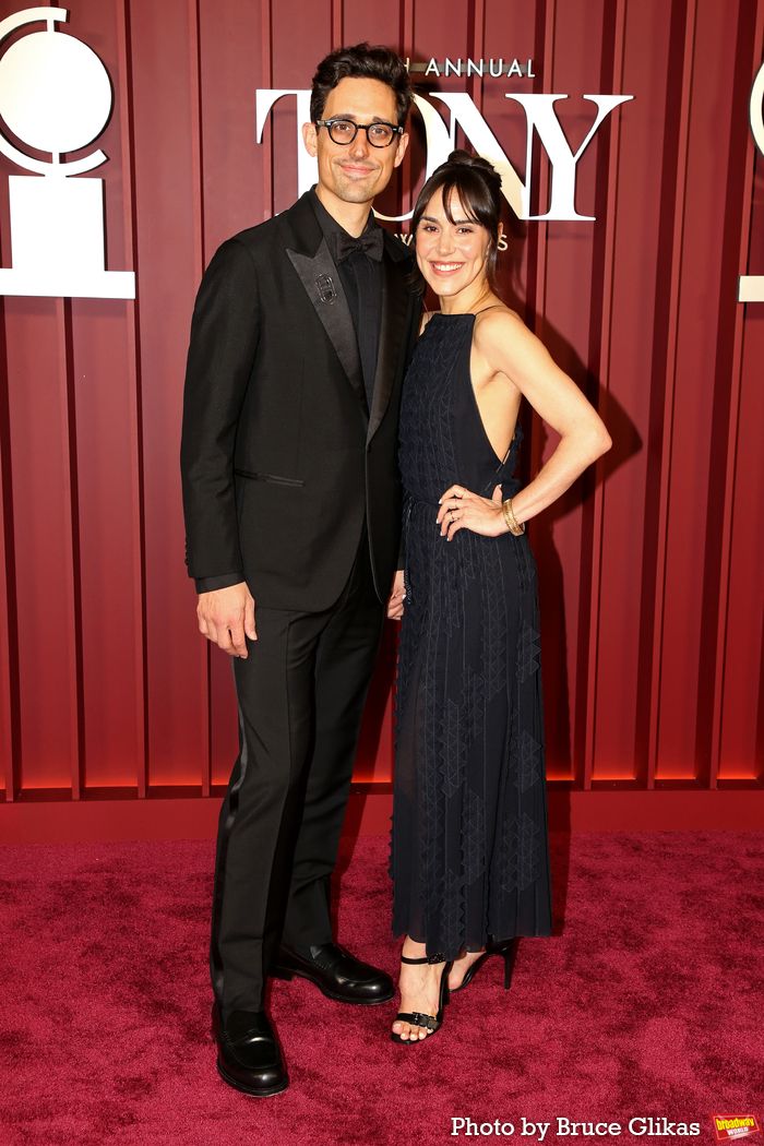 Photos: 2025 Tony Awards- Stars Walk the Red Carpet — photo 79 of 504