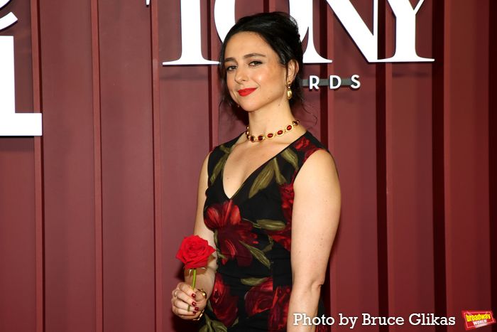 Photos: 2025 Tony Awards- Stars Walk the Red Carpet — photo 100 of 504