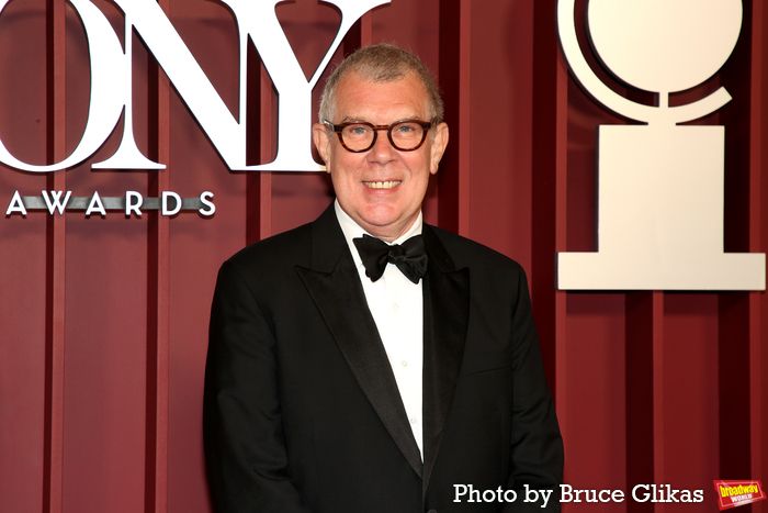 Photos: 2025 Tony Awards- Stars Walk the Red Carpet — photo 111 of 504