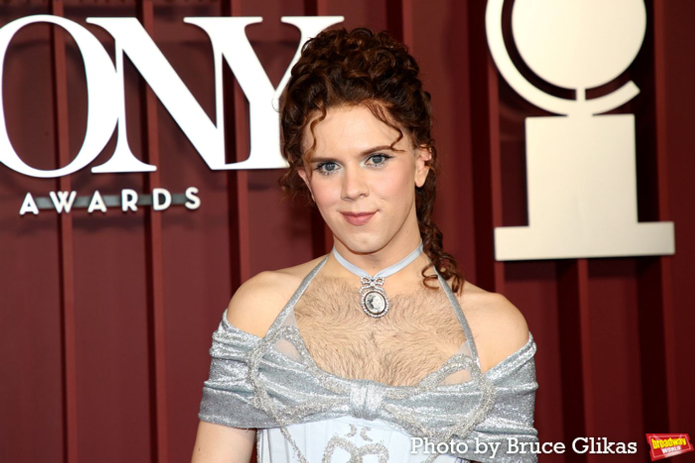 Photos: 2025 Tony Awards- Stars Walk the Red Carpet  Image