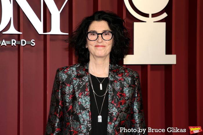 Photos: 2025 Tony Awards- Stars Walk the Red Carpet — photo 141 of 504