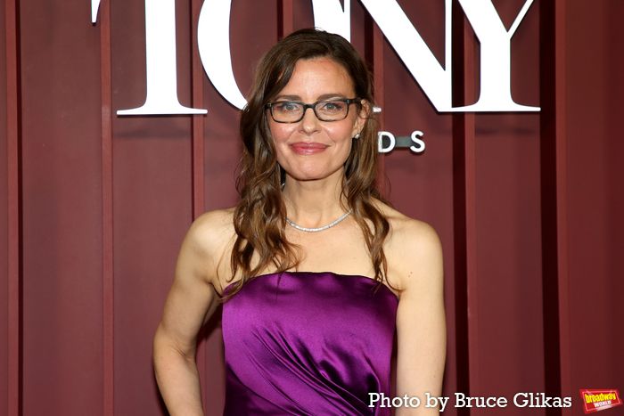 Photos: 2025 Tony Awards- Stars Walk the Red Carpet — photo 143 of 504