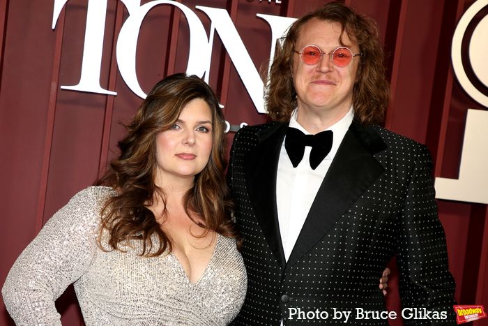 Photos: 2025 Tony Awards- Stars Walk the Red Carpet — photo 147 of 504