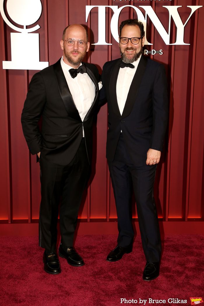 Photos: 2025 Tony Awards- Stars Walk the Red Carpet — photo 164 of 504