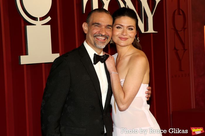 Photos: 2025 Tony Awards- Stars Walk the Red Carpet — photo 194 of 504