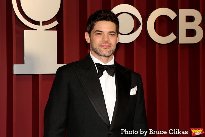 Photos: 2025 Tony Awards- Stars Walk the Red Carpet — photo 244 of 504