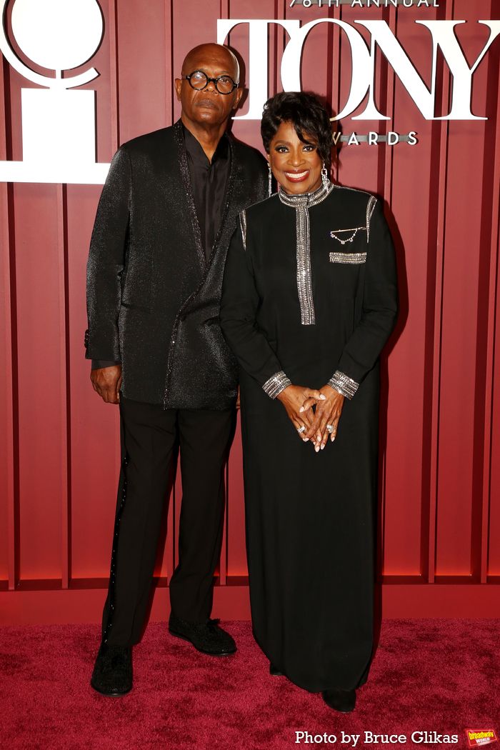 Photos: 2025 Tony Awards- Stars Walk the Red Carpet — photo 270 of 504