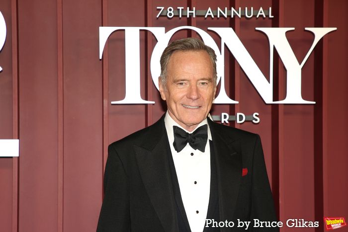 Photos: 2025 Tony Awards- Stars Walk the Red Carpet — photo 4 of 504