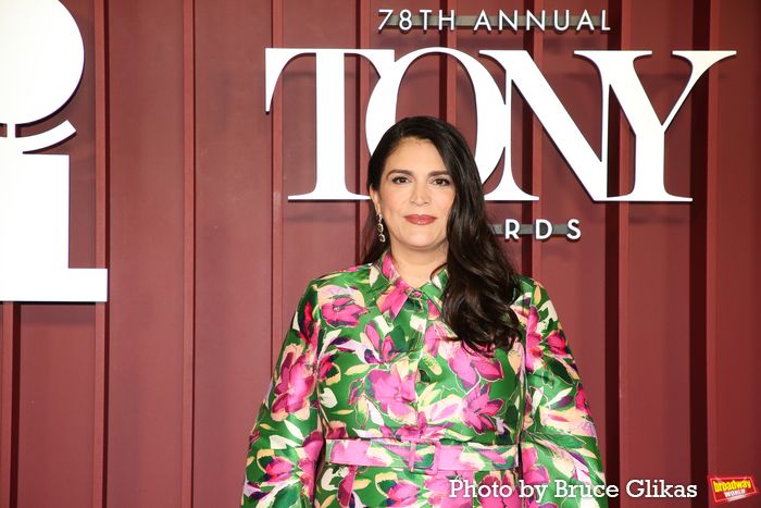 Photos: 2025 Tony Awards- Stars Walk the Red Carpet — photo 14 of 504
