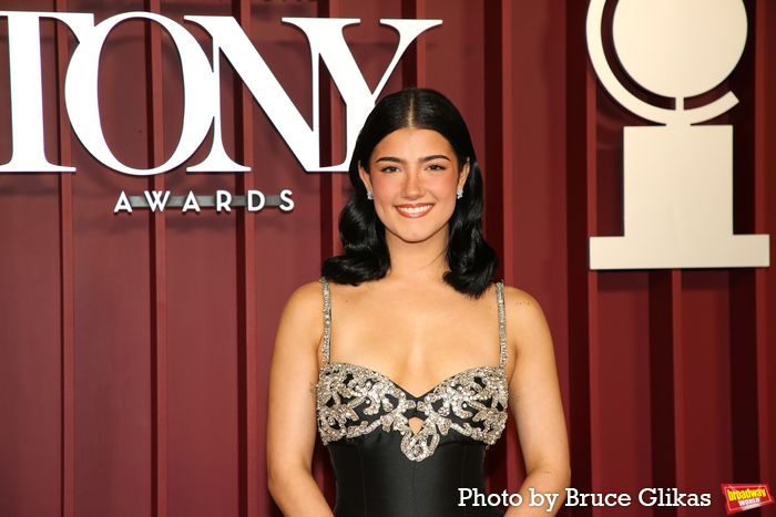 Photos: 2025 Tony Awards- Stars Walk the Red Carpet — photo 16 of 504