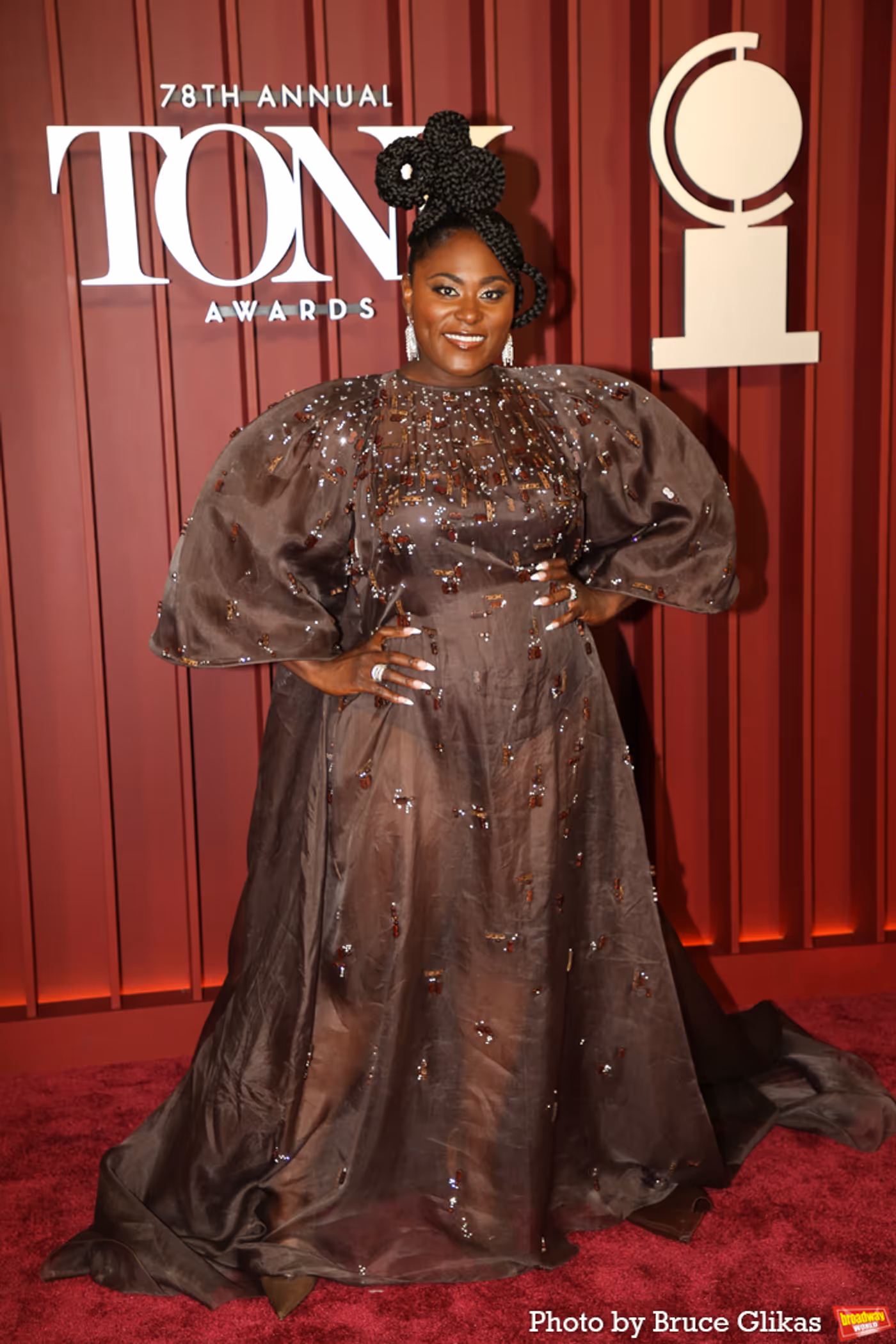 Photos: 2025 Tony Awards- Stars Walk the Red Carpet  Image