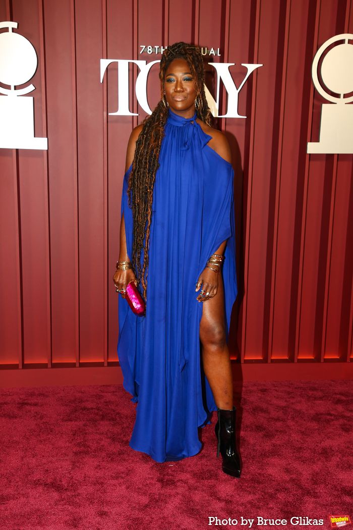 Photos: 2025 Tony Awards- Stars Walk the Red Carpet — photo 24 of 504