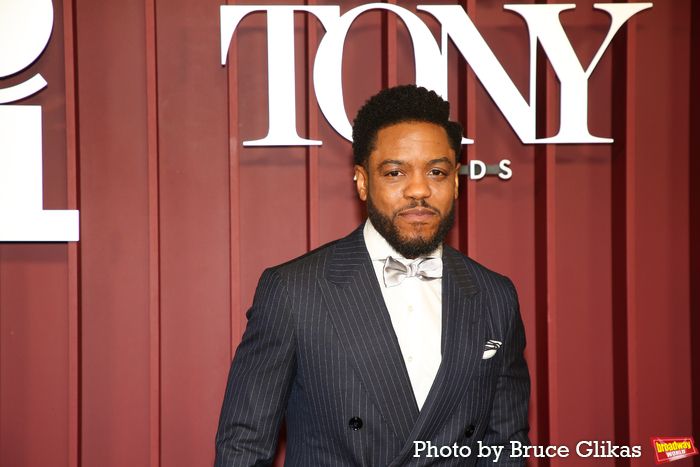 Photos: 2025 Tony Awards- Stars Walk the Red Carpet — photo 45 of 504
