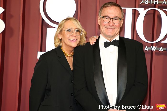Photos: 2025 Tony Awards- Stars Walk the Red Carpet — photo 64 of 504