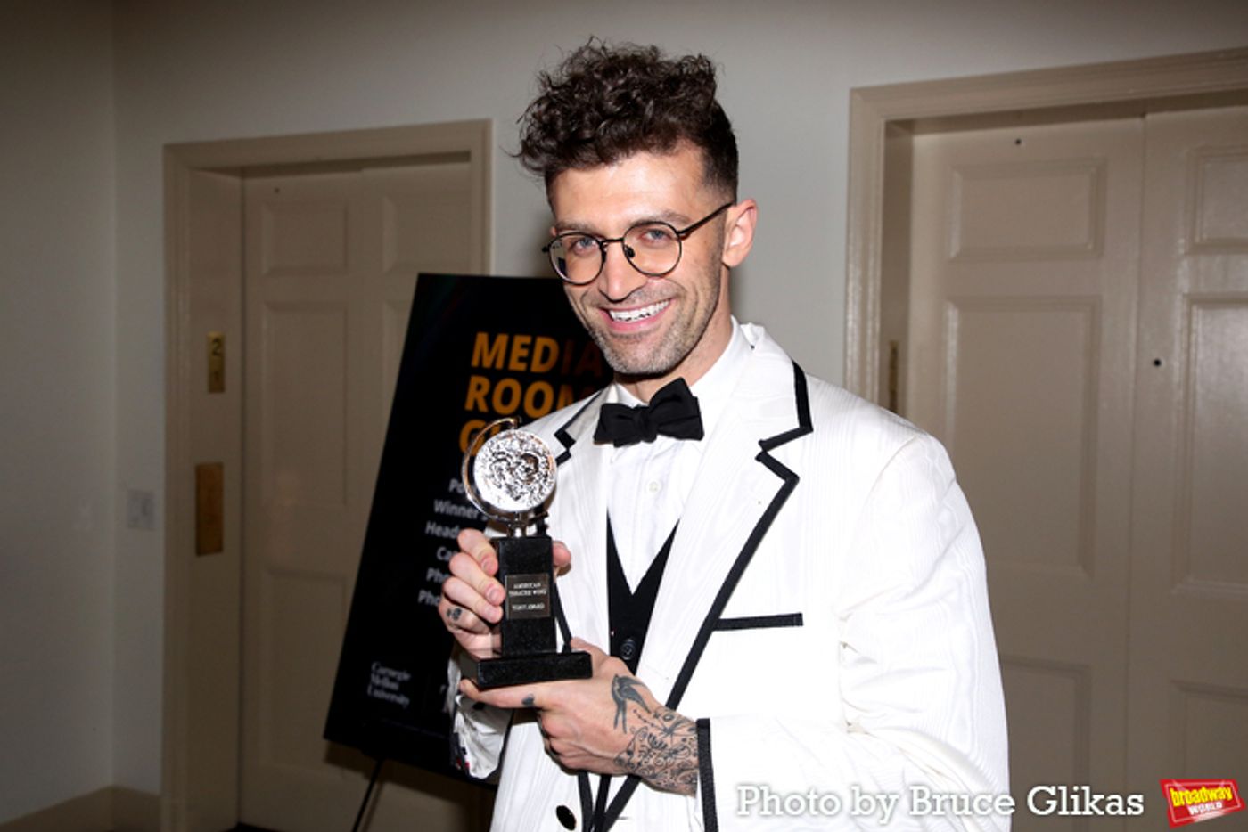 Photos: Backstage with the 2025 Tony Awards Winners  Image