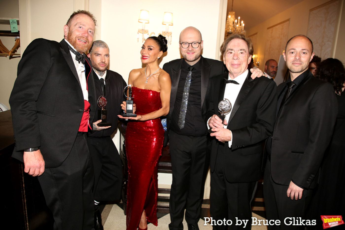 Photos: Backstage with the 2025 Tony Awards Winners  Image