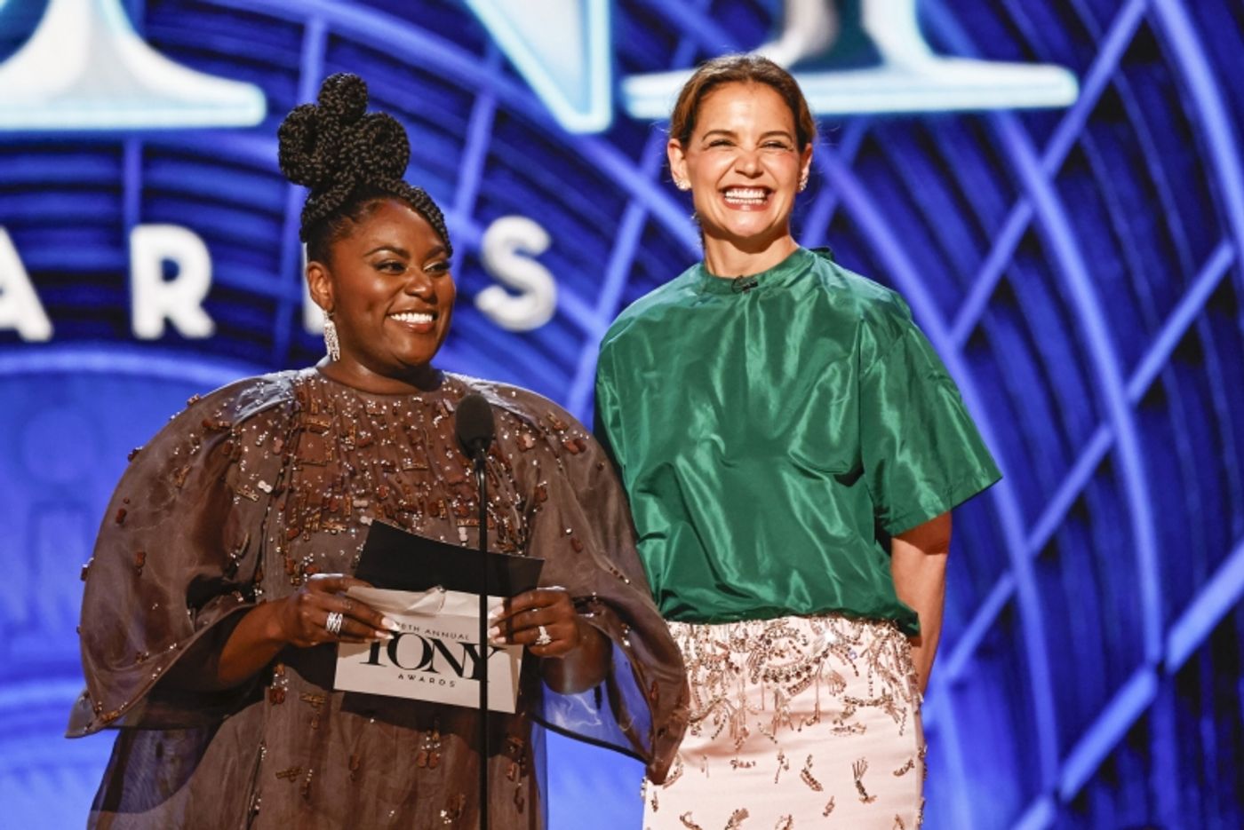 Photos: Inside the 2025 Tony Awards Ceremony  Image