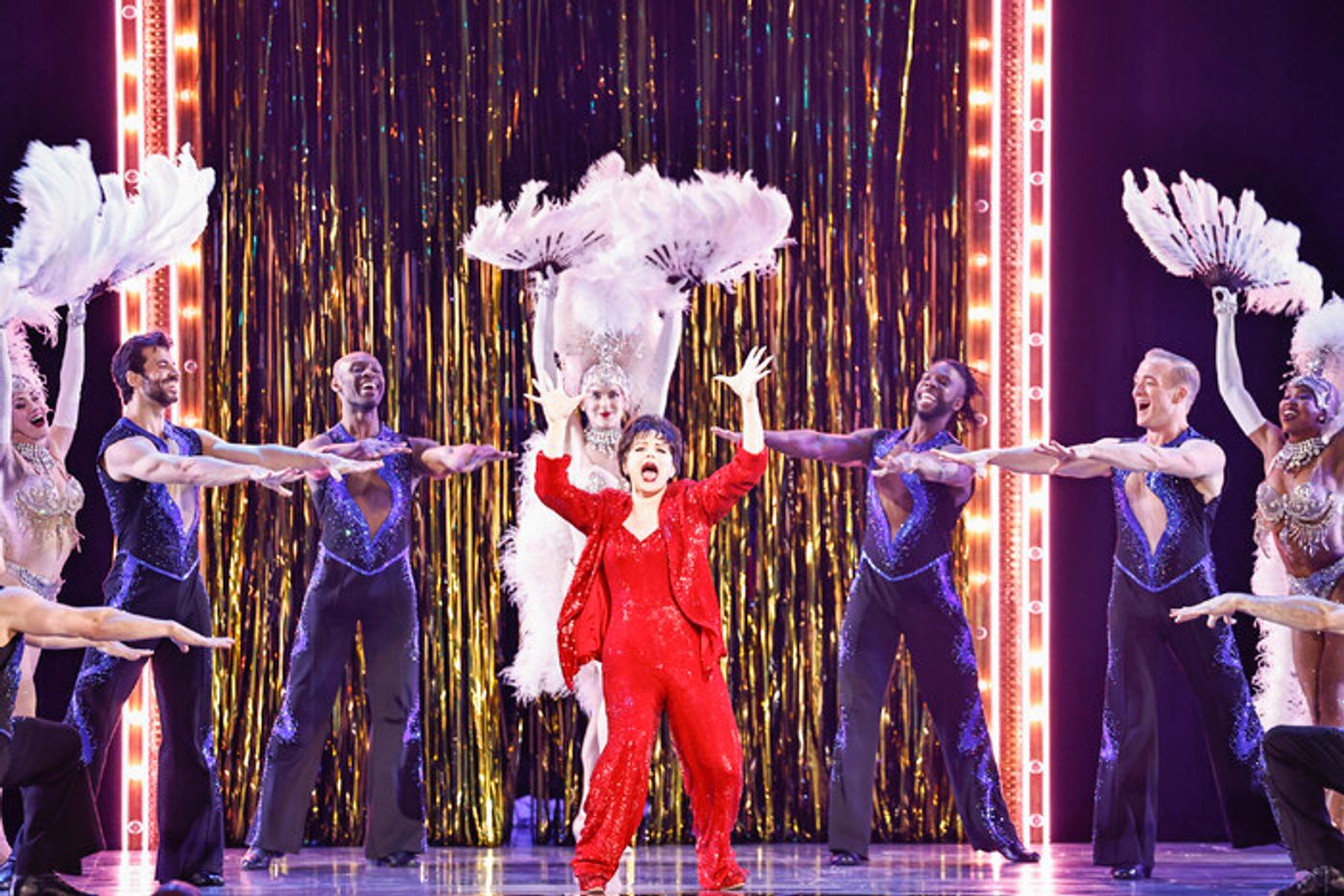 Photos: Inside the 2025 Tony Awards Ceremony  Image