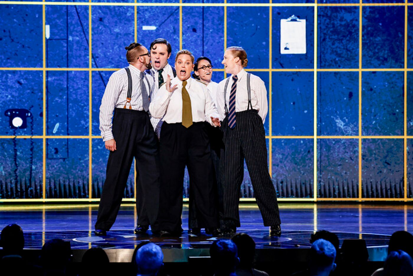 Photos: Inside the 2025 Tony Awards Ceremony  Image