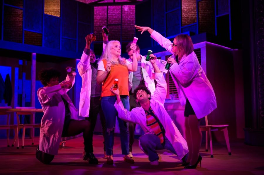 Review: NEXT TO NORMAL at Victoria Theatre Image