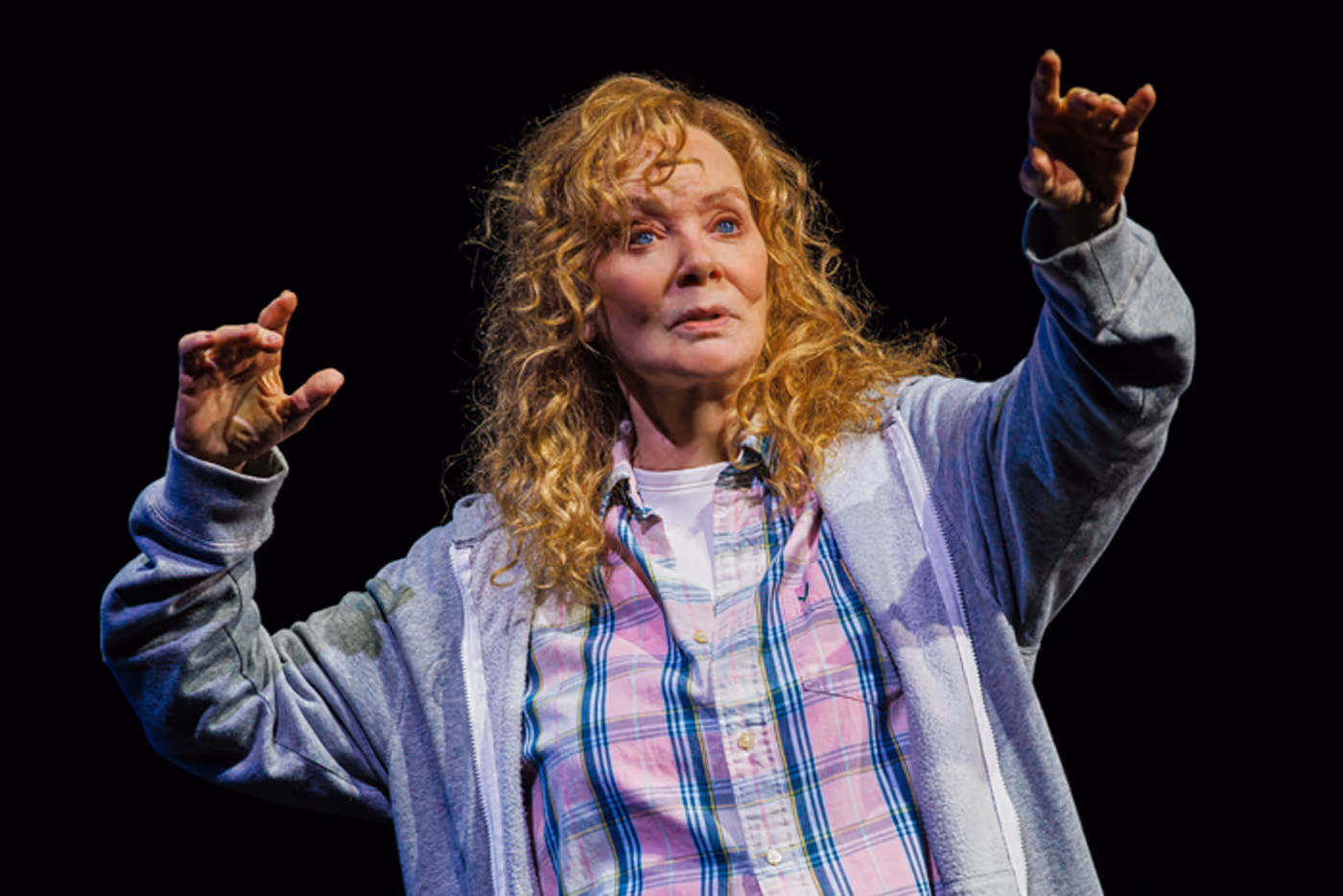 Photos: Emmy-Winner Jean Smart Stars In CALL ME IZZY On Broadway  Image