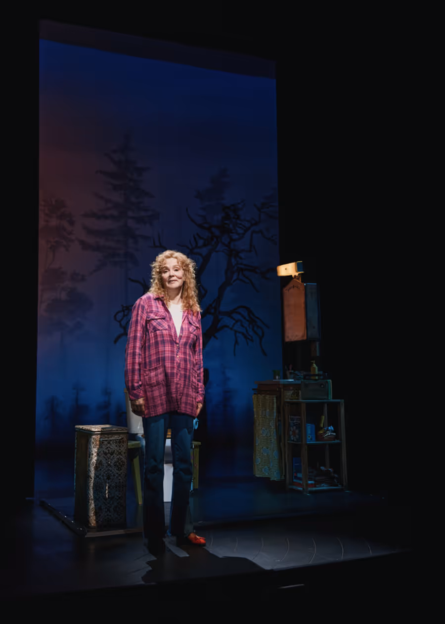 Photos: Emmy-Winner Jean Smart Stars In CALL ME IZZY On Broadway Image