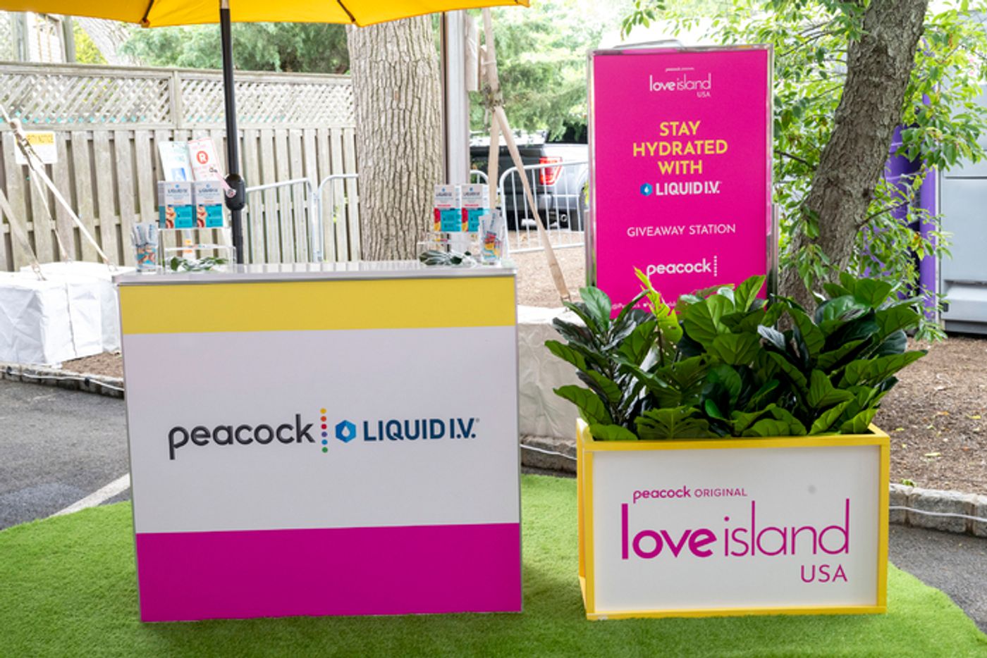 Photos: LOVE ISLAND USA Hosts Jersey Shore Pop-Up Villa  Image