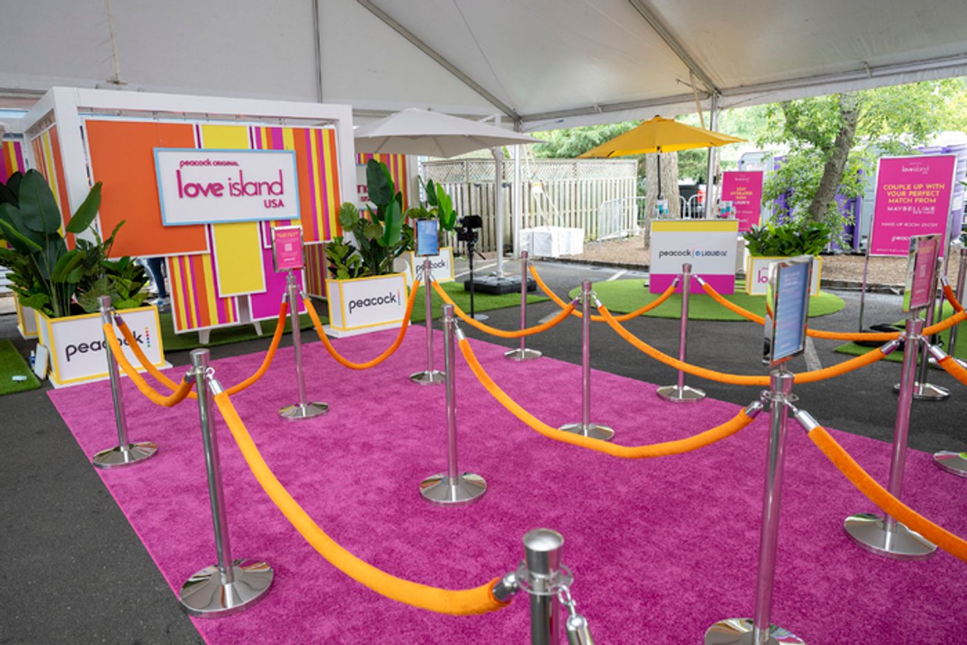 Photos: LOVE ISLAND USA Hosts Jersey Shore Pop-Up Villa  Image