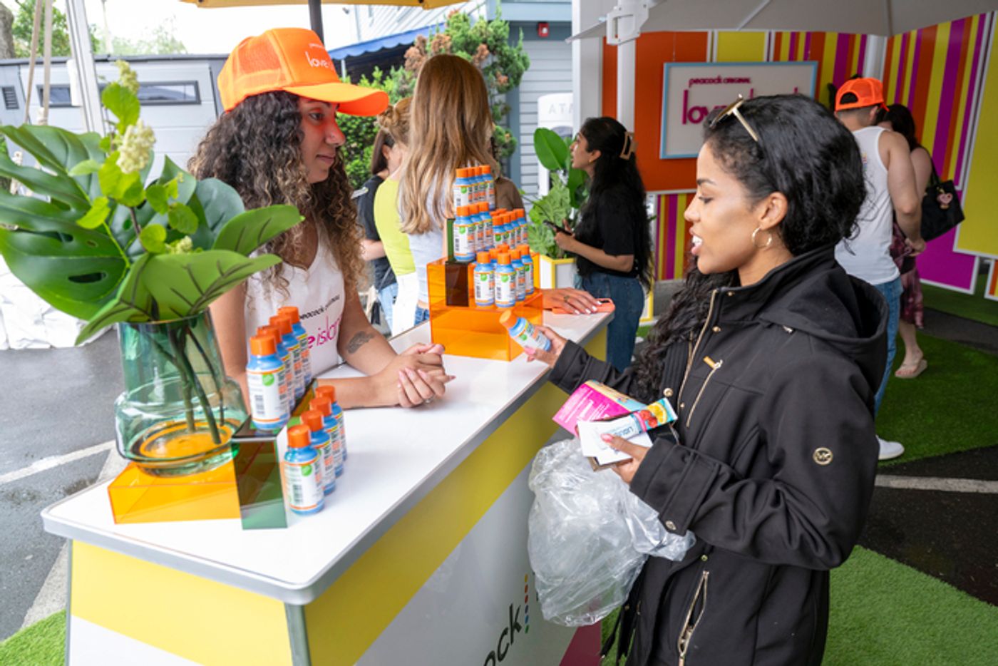Photos: LOVE ISLAND USA Hosts Jersey Shore Pop-Up Villa  Image