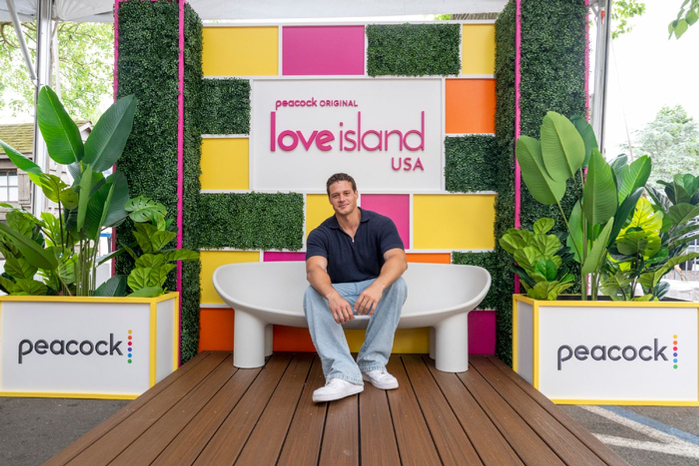 Photos: LOVE ISLAND USA Hosts Jersey Shore Pop-Up Villa  Image