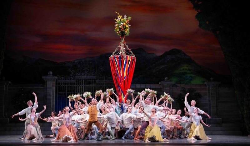 From Ballet to Broadway and Back: SWAN LAKE's Andrei Chagas Talks Musical Theater  Image