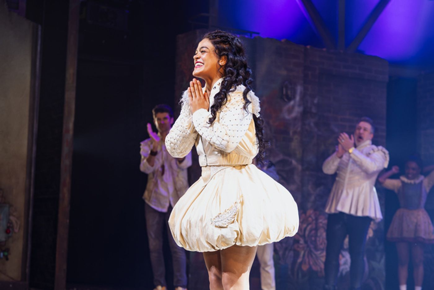 Photos: & JULIET's New Star Gianna Harris Takes Her First Broadway Bows  Image
