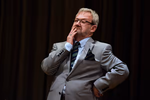 James Dreyfus Photo
