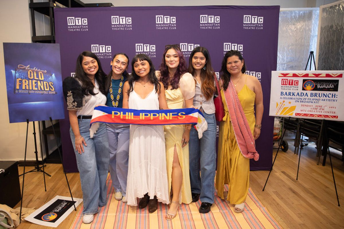 Lianah Sta. Ana and Performing Filipina Cast at 