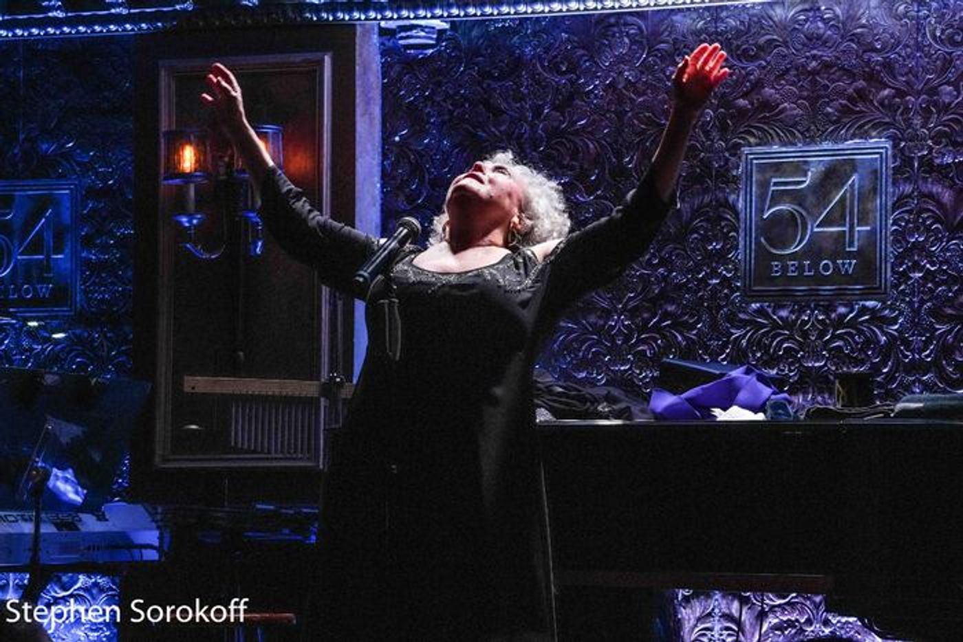Review: When You're in the Presence of a Legend, You Know It - Melissa Manchester at 54 Below  Image