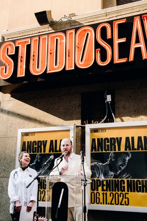 Carla Hoke-Miller, Greg Nobile @ BroadwayWorld Carla Hoke-Miller, Greg Nobile Photo