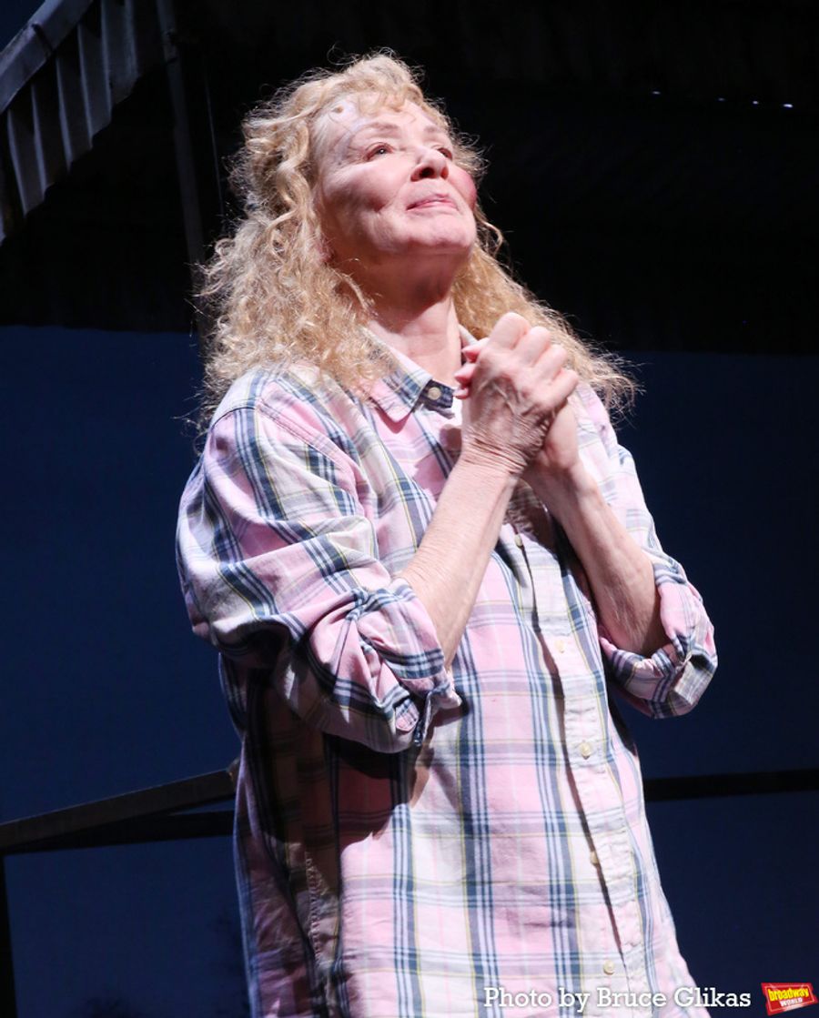 Photos: CALL ME IZZY Star Jean Smart Takes Opening Night Bows  Image