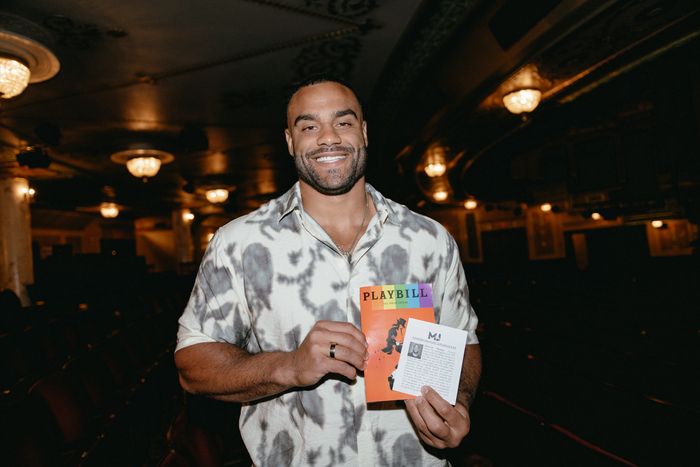 Photos/Video: NFL Star Solomon Thomas Makes Broadway Debut in MJ THE MUSICAL — photo 1 of 14