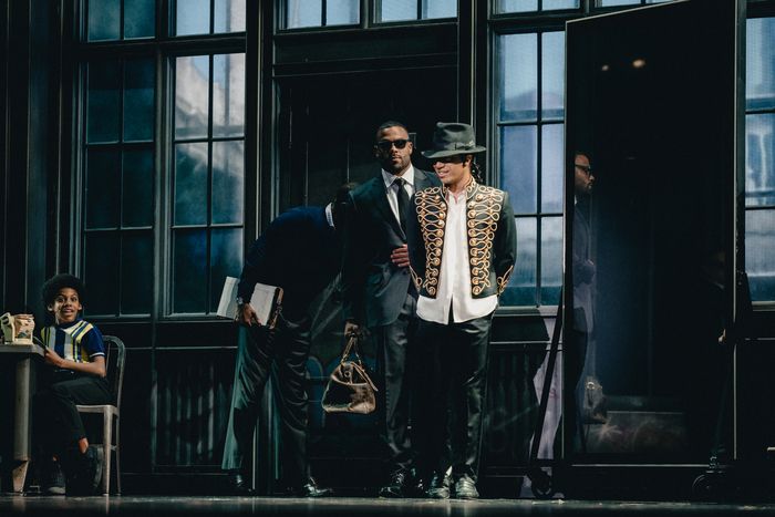 Photos/Video: NFL Star Solomon Thomas Makes Broadway Debut in MJ THE MUSICAL — photo 4 of 14