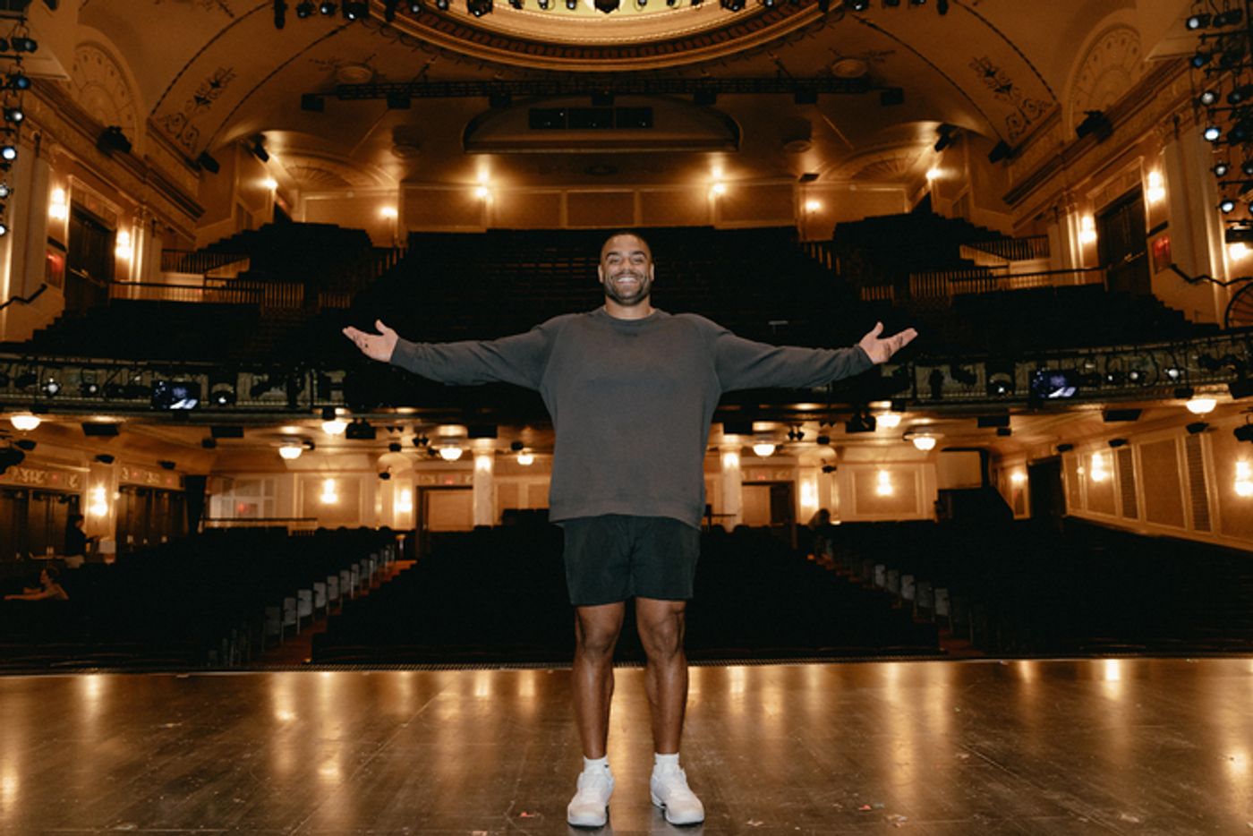 Photos/Video: NFL Star Solomon Thomas Makes Broadway Debut in MJ THE MUSICAL  Image