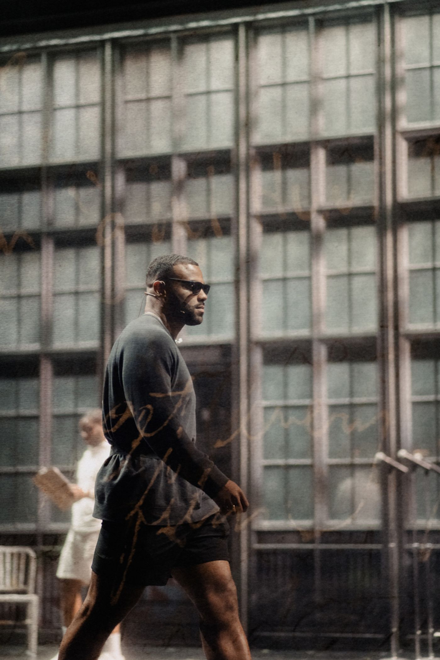 Photos/Video: NFL Star Solomon Thomas Makes Broadway Debut in MJ THE MUSICAL  Image