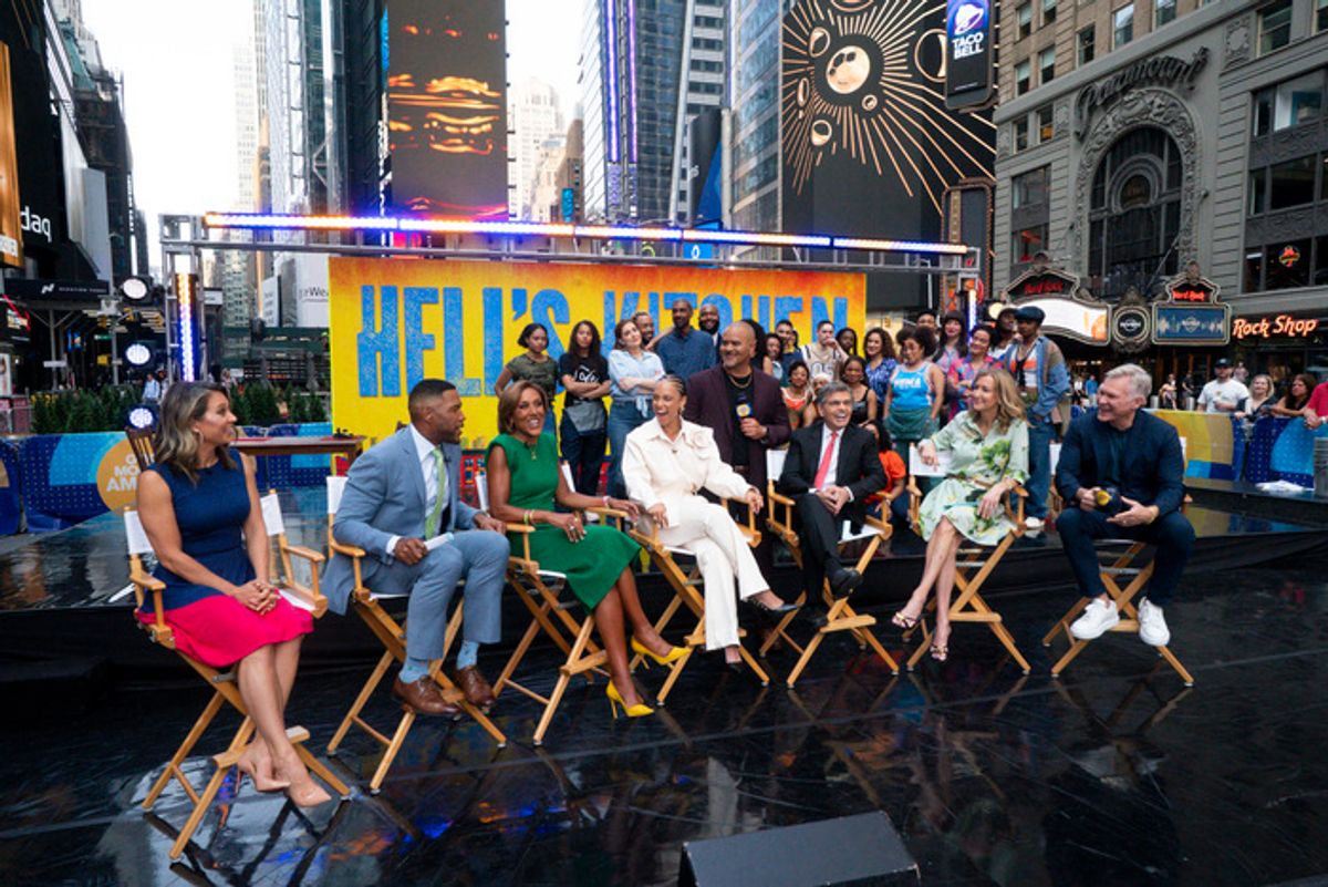 GINGER ZEE, MICHAEL STRAHAN, ROBIN ROBERTS, ALICIA KEYS, GEORGE STEPHANOPOULOS, LARA SPENCER, SAM CHAMPION, CAST OF HELL’S KITCHEN at 