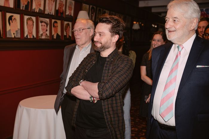 Photos: Kieran Culkin Receives Sardi's Portrait — photo 1 of 14