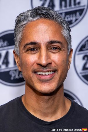 Maulik Pancholy Photo