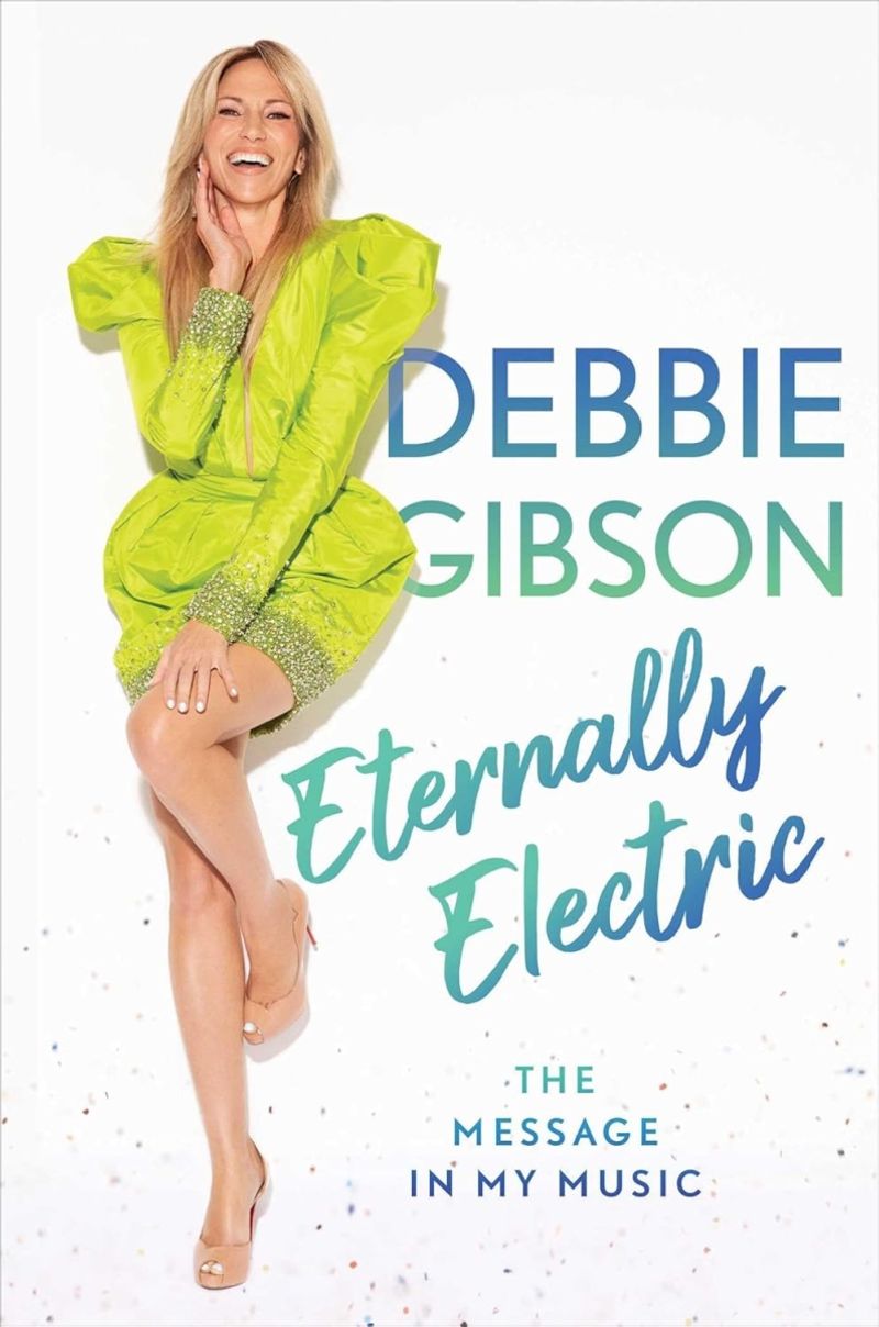 24 Theater Books for Your Summer 2025 Reading List Image