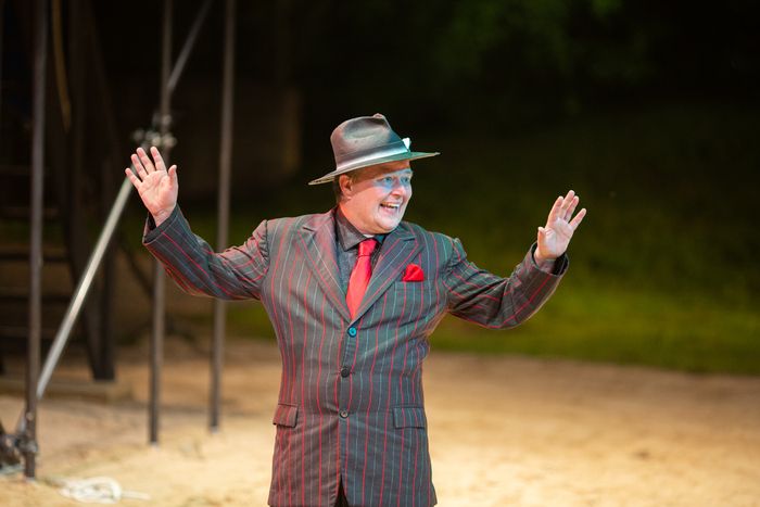 Photos: THE MATCHMAKER and THE COMEDY OF ERRORS at Hudson Valley Shakespeare — photo 16 of 21