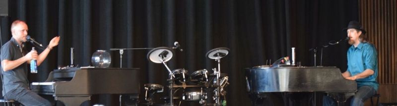 Review: MAD HATTERS DUELING PIANOS at MAD House 101 Restaurant & Bar Review: MAD HATTERS DUELING PIANOS at MAD House 101 Restaurant & Bar Image