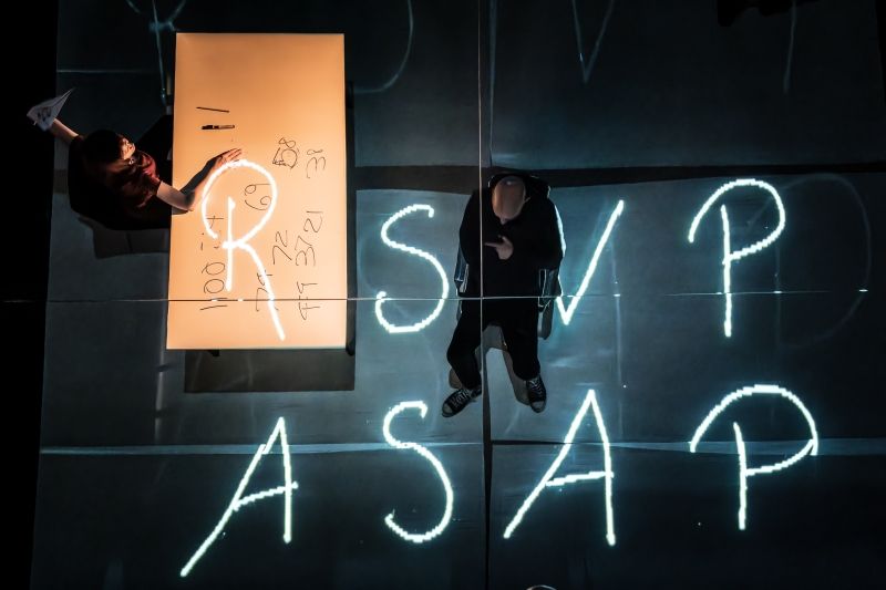 Review: 4.48 PSYCHOSIS, Royal Court Theatre Image